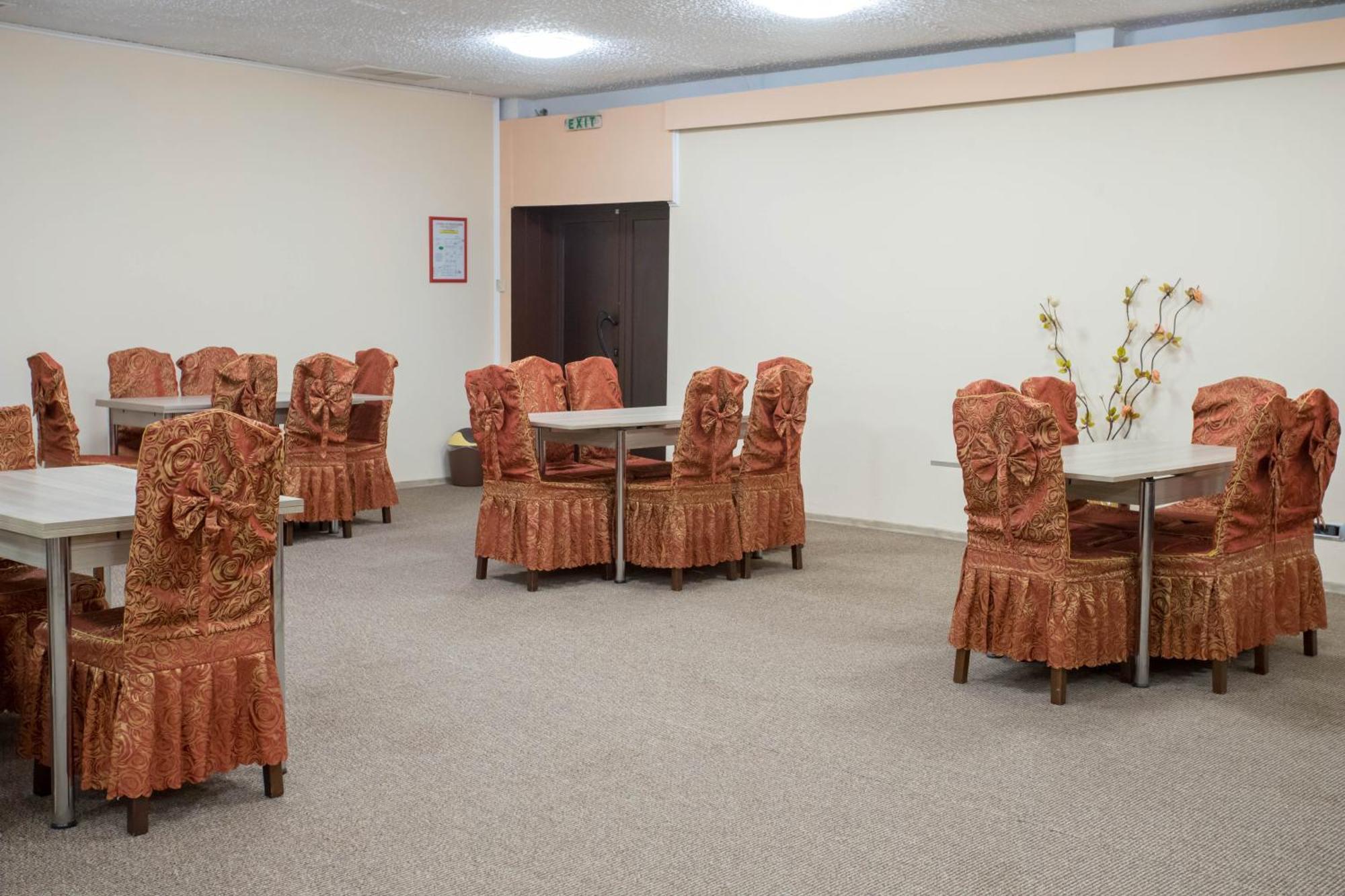 Park Hotel Ivailo Veliko Tărnovo Esterno foto