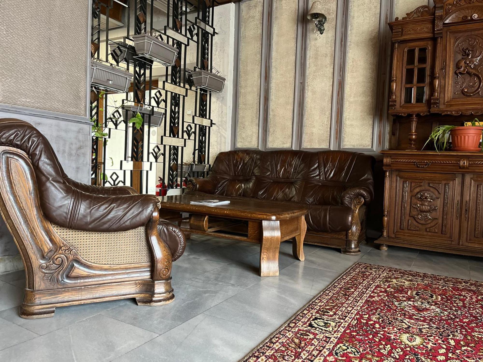 Park Hotel Ivailo Veliko Tărnovo Esterno foto