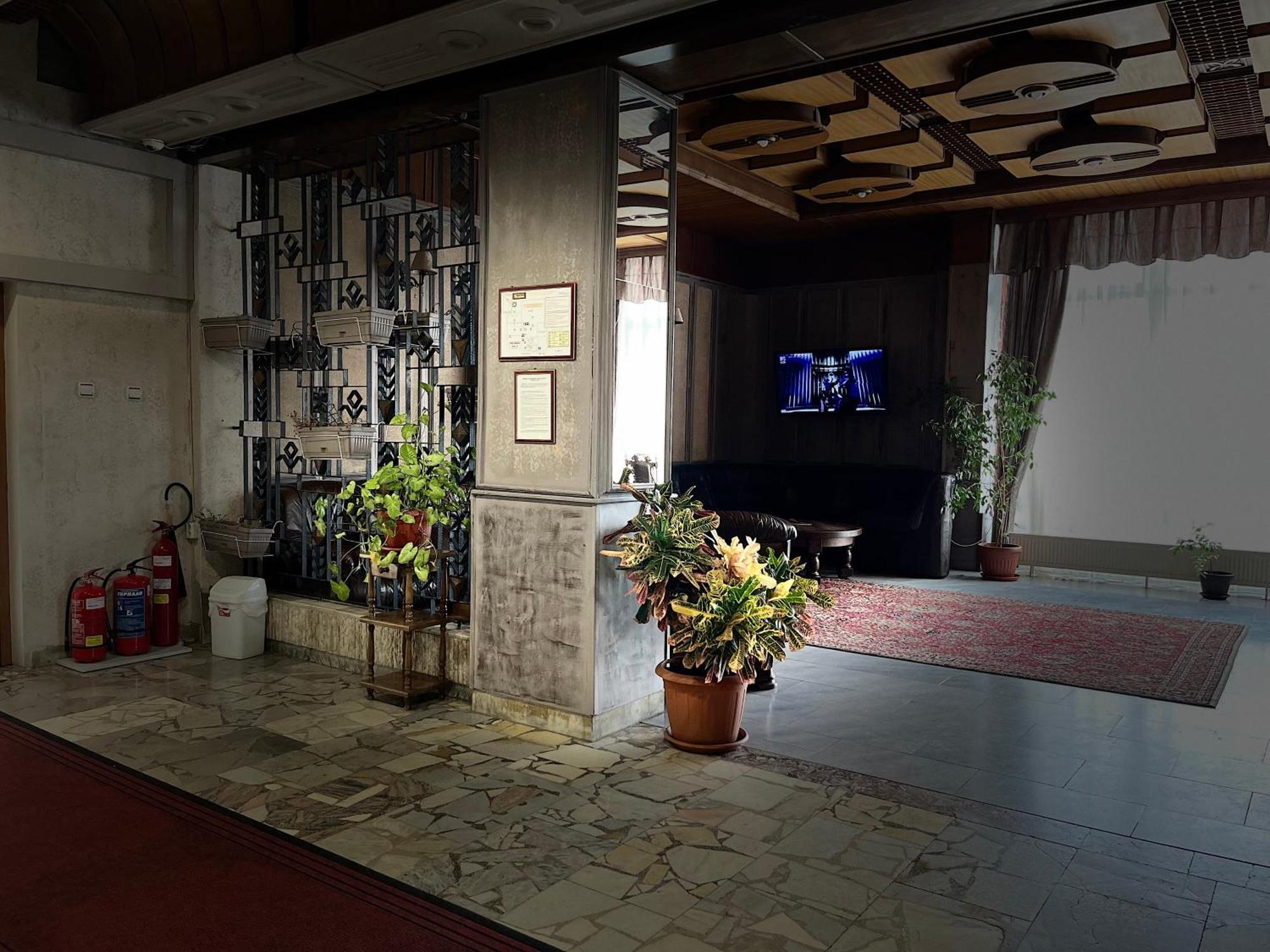 Park Hotel Ivailo Veliko Tărnovo Esterno foto