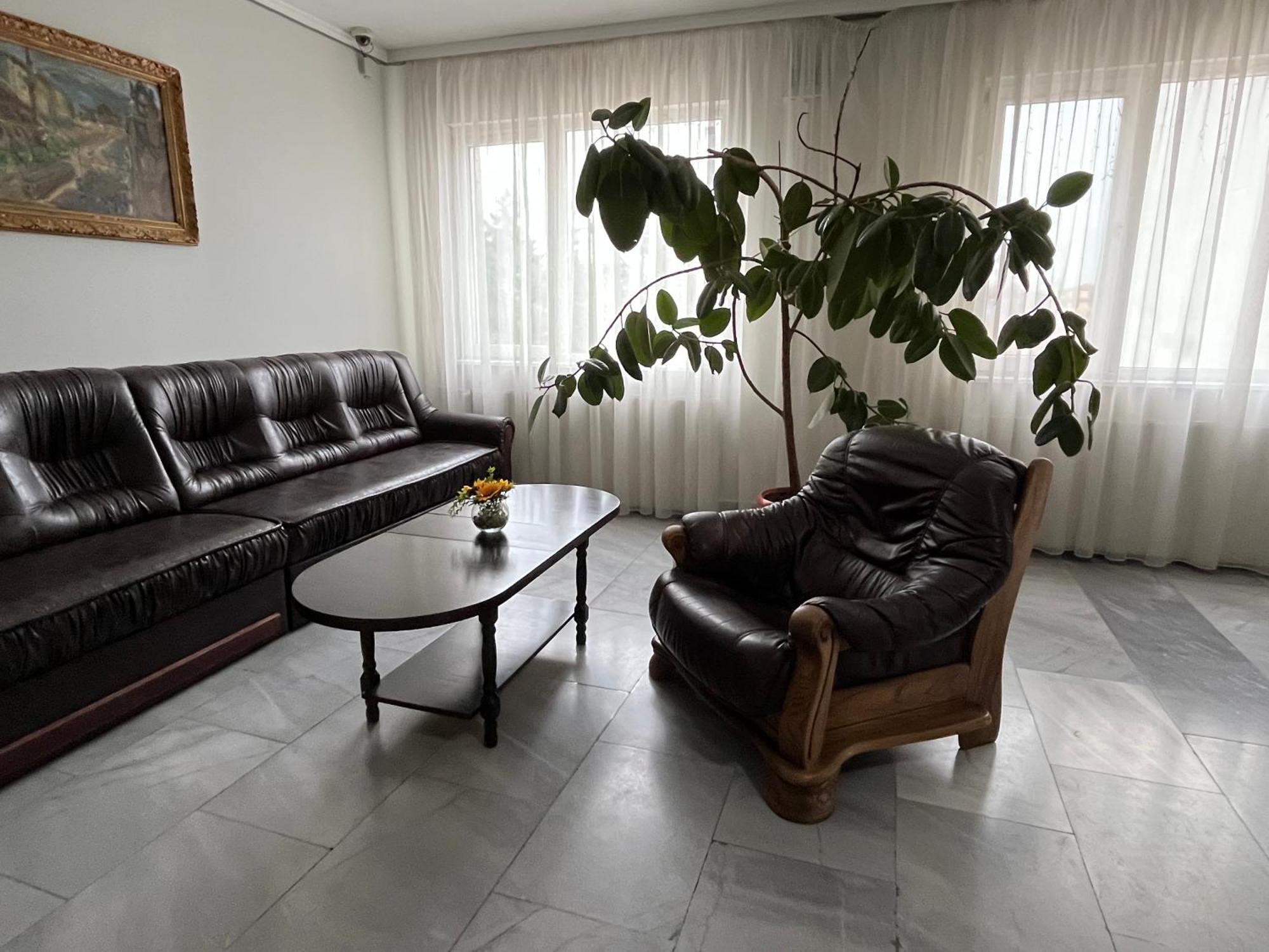Park Hotel Ivailo Veliko Tărnovo Esterno foto
