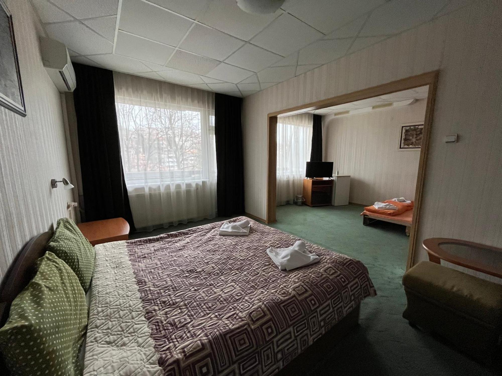 Park Hotel Ivailo Veliko Tărnovo Camera foto